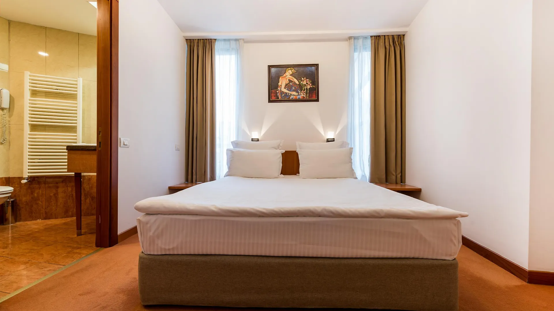 Hotel Duke Romana Boekarest