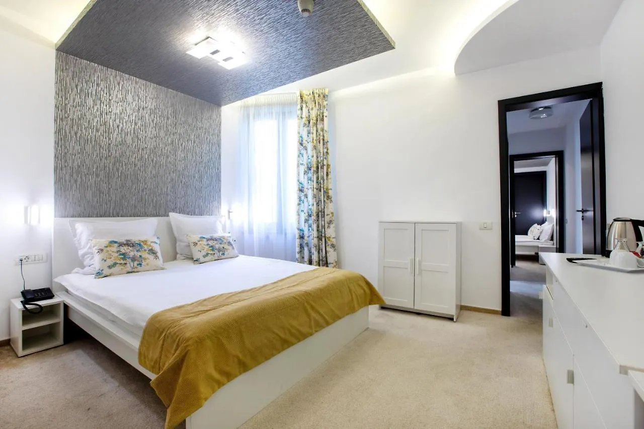 Hotel Duke Romana Boekarest